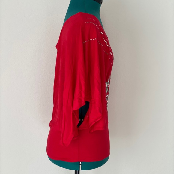 SOLD Stunning red and silver sequin comfy blouse - Picture 6 of 8